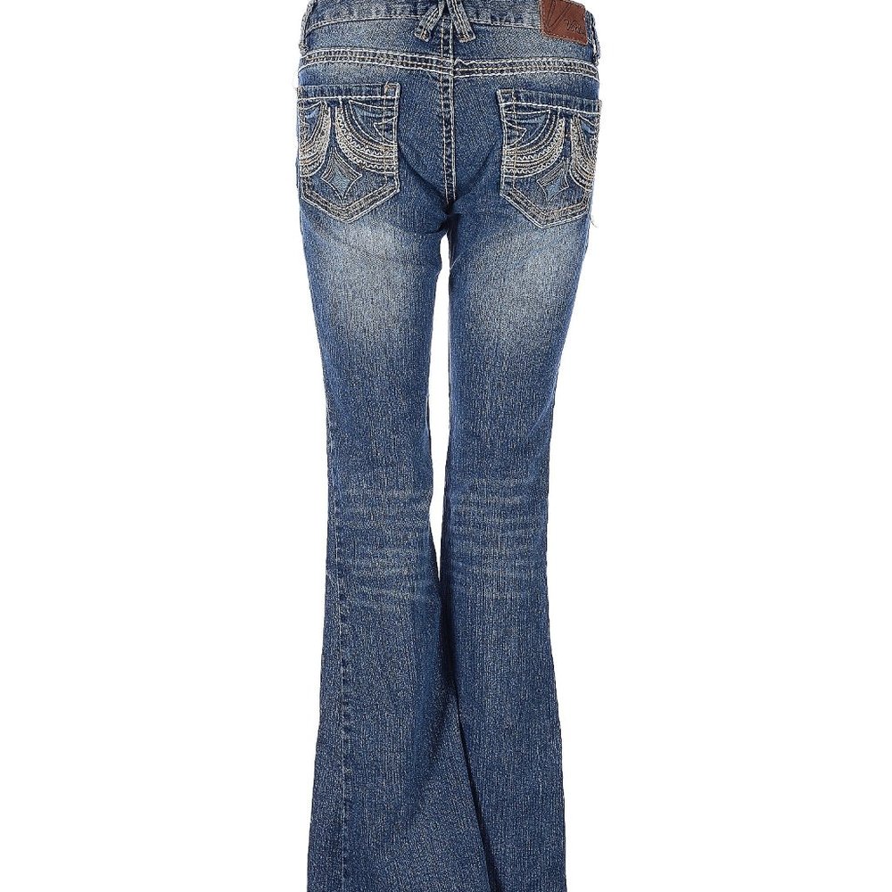 Vanity Jeans - Picture 2 of 6